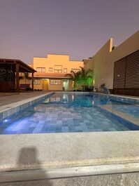 LUXUOSA CASA CONDOMÍNIO MARINAS D' CALDAS