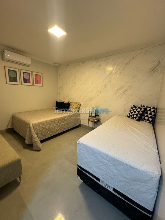 Casa para aluguel de temporada em Caldas Novas (Condomínio Marina Di Caldas)