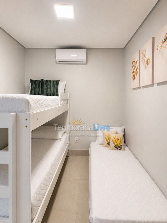 Casa para aluguel de temporada em Caldas Novas (Condomínio Marina Di Caldas)
