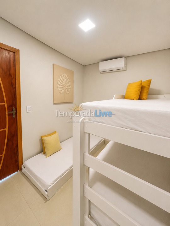 Casa para aluguel de temporada em Caldas Novas (Condomínio Marina Di Caldas)