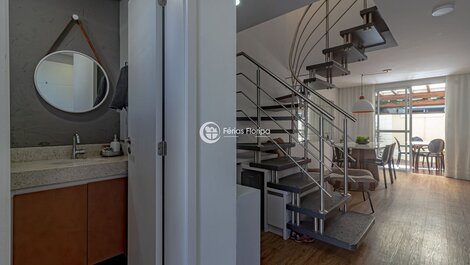 3-Bedroom House in a Gated Community, 400m from the Beach