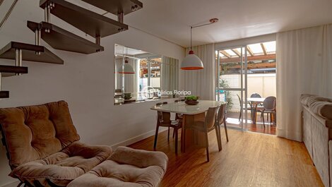 3-Bedroom House in a Gated Community, 400m from the Beach