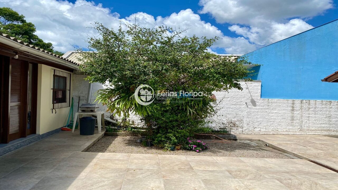House for vacation rental in Florianópolis (Morro das Pedras)