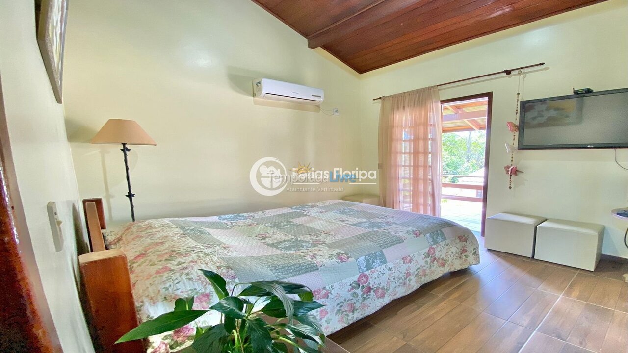 House for vacation rental in Florianópolis (Morro das Pedras)
