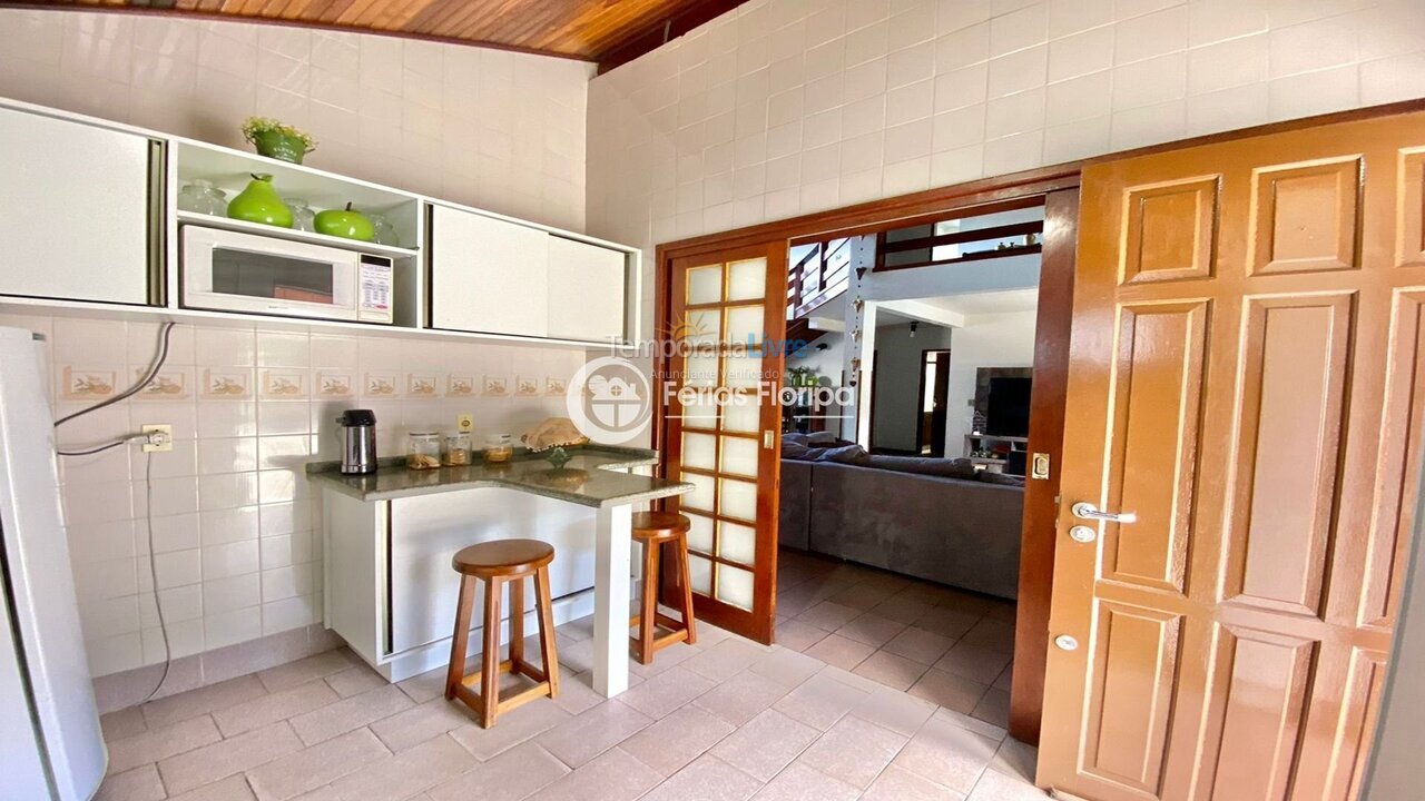 House for vacation rental in Florianópolis (Morro das Pedras)