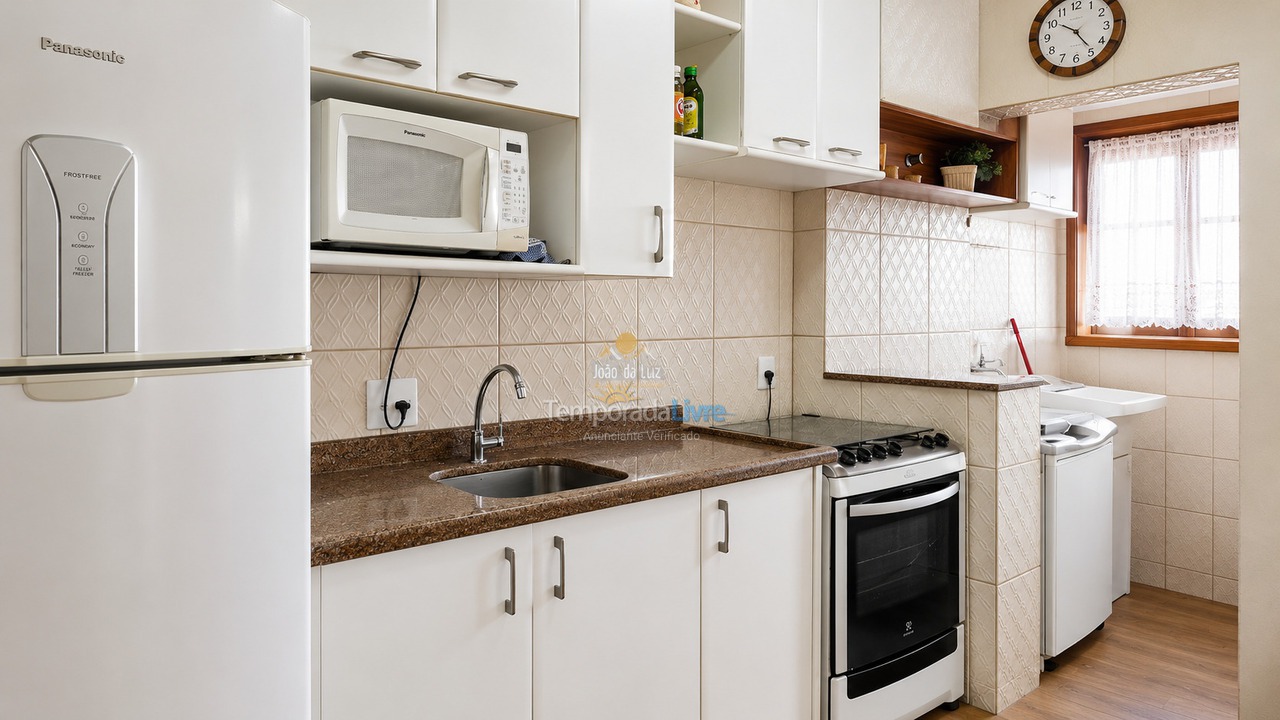 Apartamento para aluguel de temporada em Florianópolis (Cachoeira do Bom Jesus)