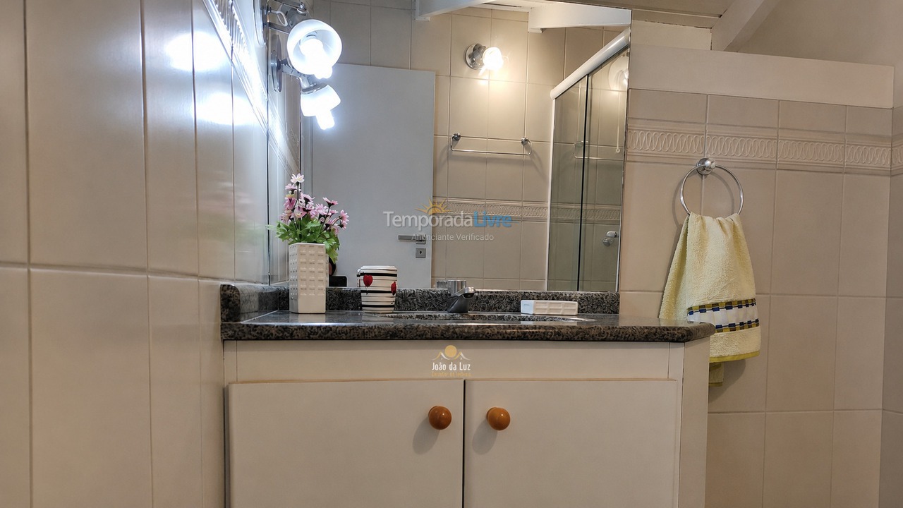 Apartamento para aluguel de temporada em Florianópolis (Cachoeira do Bom Jesus)