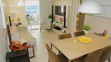 Excellent apartment one block from the sea.