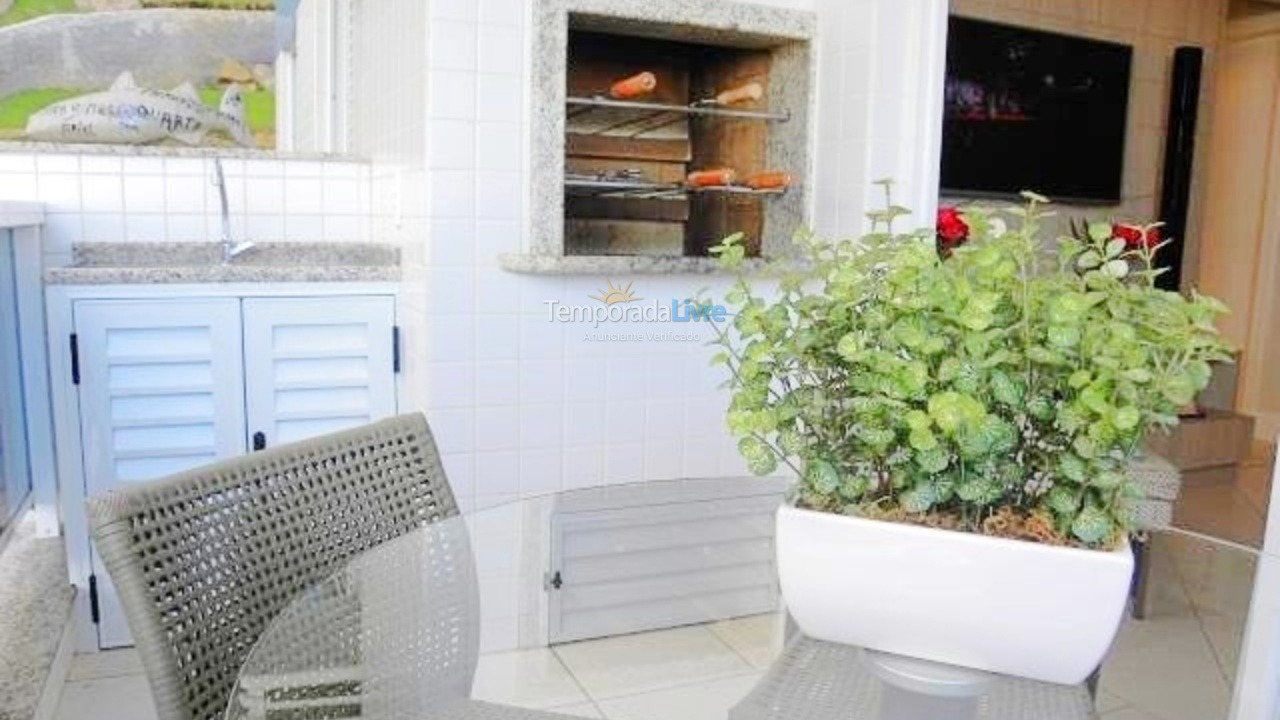 Apartment for vacation rental in Florianópolis (Praia Brava)
