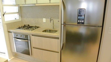 Excellent apartment one block from the sea.