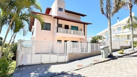 Casa para alugar em Florianópolis - Praia Brava