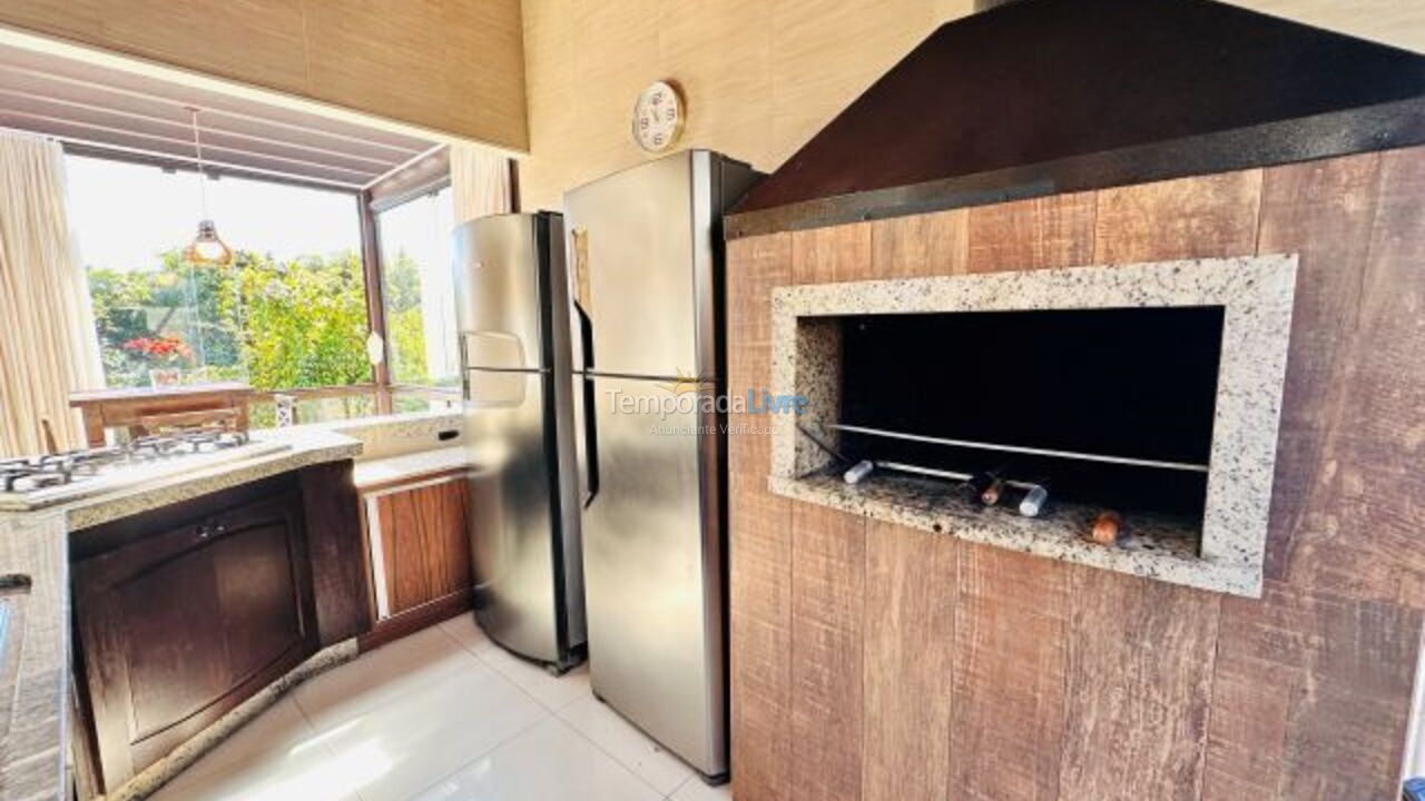 House for vacation rental in Florianópolis (Praia Brava)