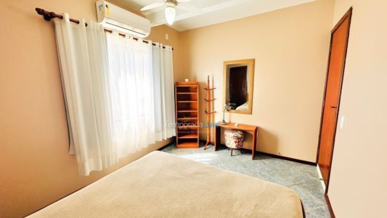 House for vacation rental in Florianópolis (Praia Brava)