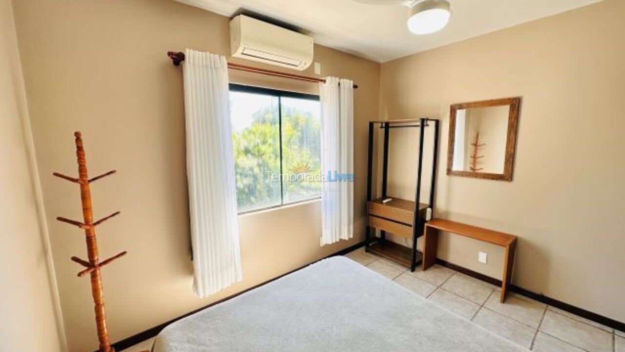 House for vacation rental in Florianópolis (Praia Brava)