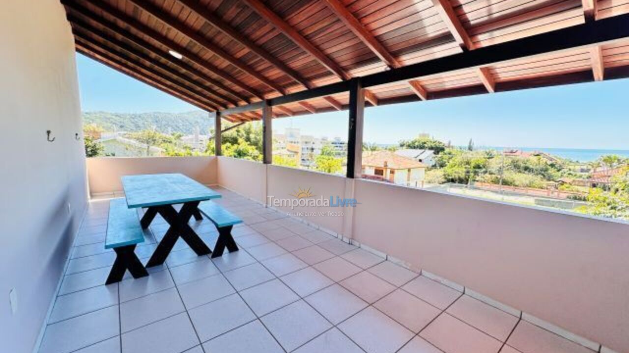 House for vacation rental in Florianópolis (Praia Brava)