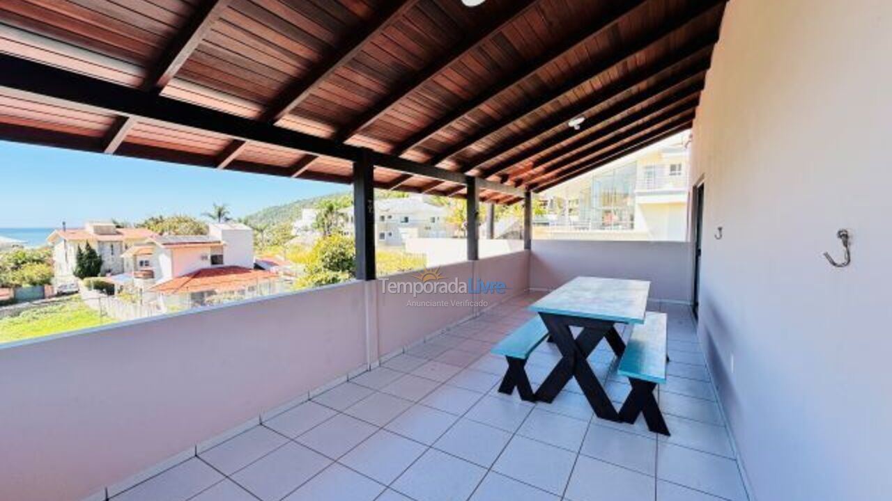 House for vacation rental in Florianópolis (Praia Brava)