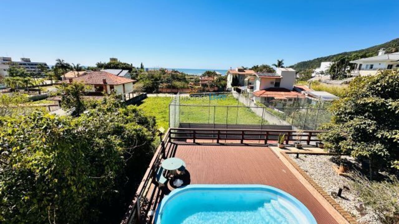 House for vacation rental in Florianópolis (Praia Brava)