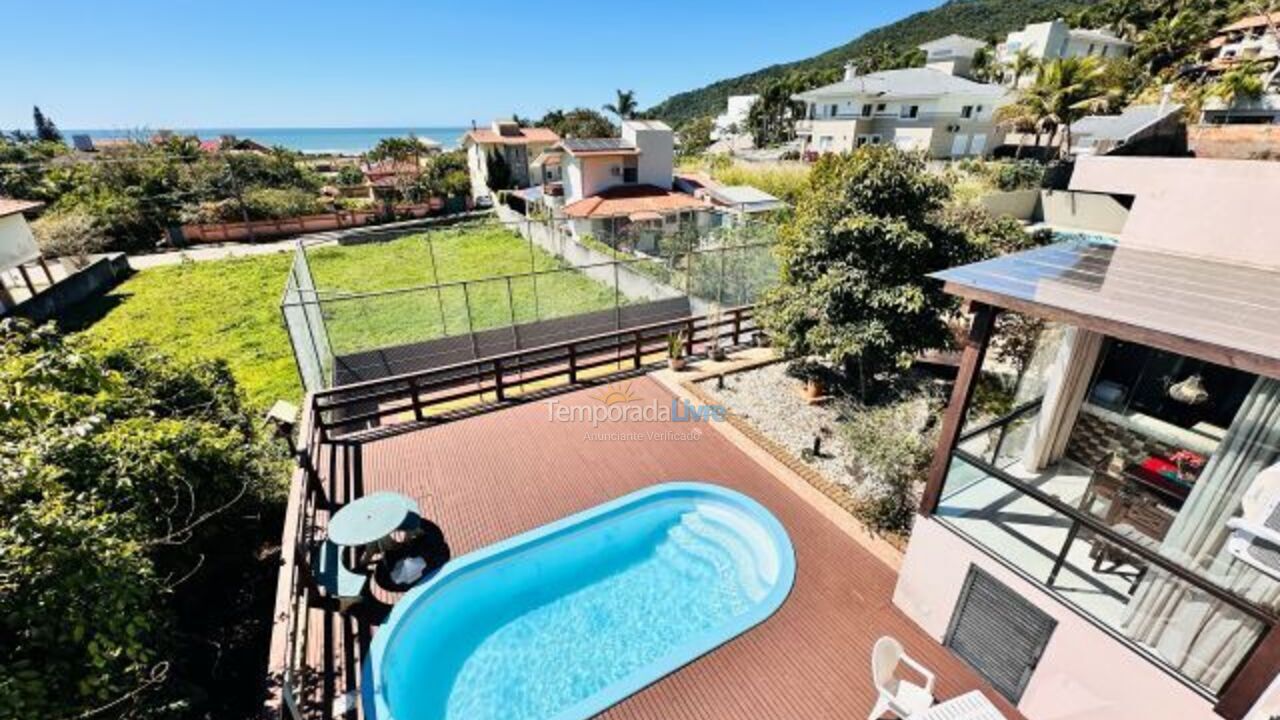 House for vacation rental in Florianópolis (Praia Brava)