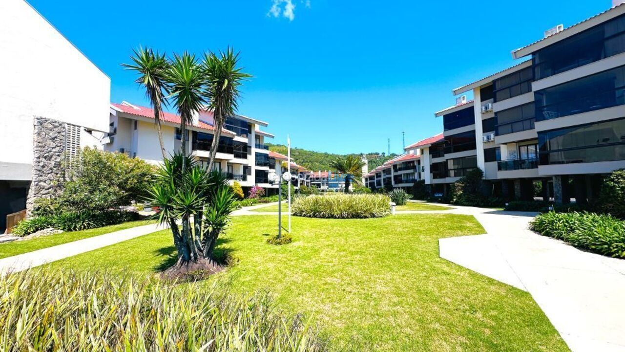 Apartamento para aluguel de temporada em Florianópolis (Praia Brava)