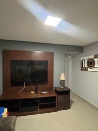 Apartamento Guaruja Pitangueiras con barbacoa - edificio con piscina