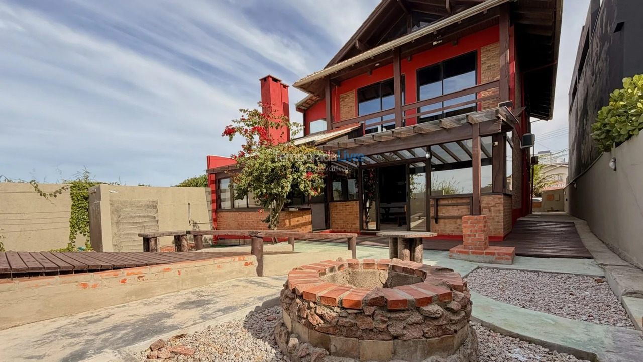 House for vacation rental in Bombinhas (Praia de Canto Grande Mar de Fora)