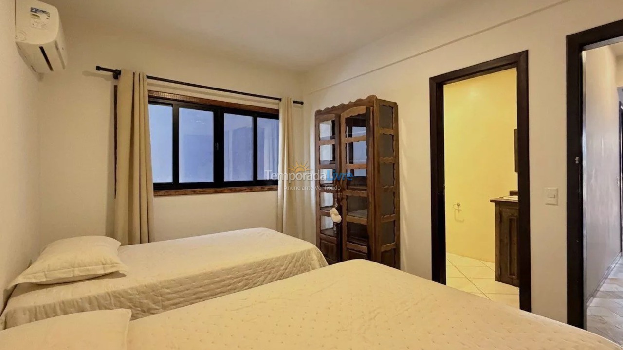 House for vacation rental in Bombinhas (Praia de Canto Grande Mar de Fora)