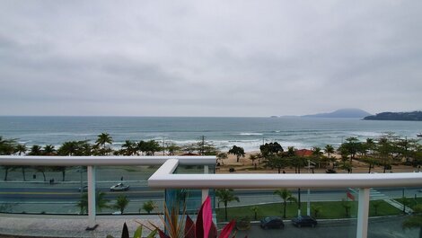 Luxury Beachfront Penthouse - REF WR01H