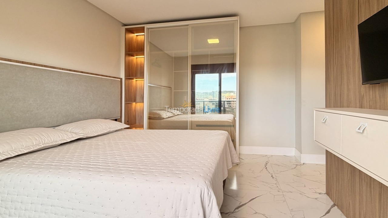 Apartamento para alquiler de vacaciones em Bombinhas (Praia de Canto Grande Mar de Fora)