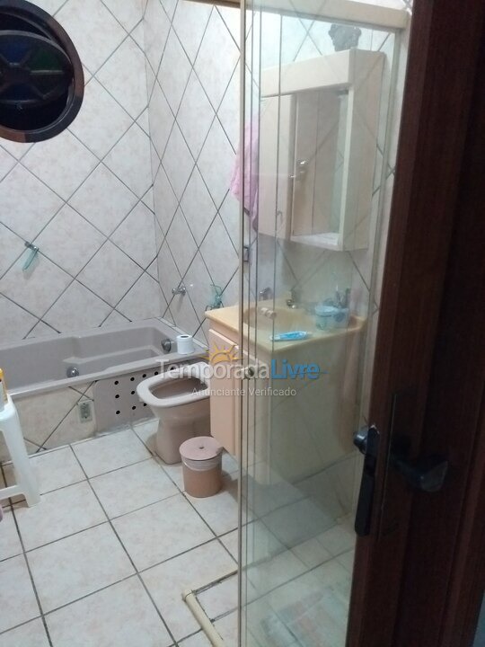 Casa para alquiler de vacaciones em Ubatuba (Maranduba)