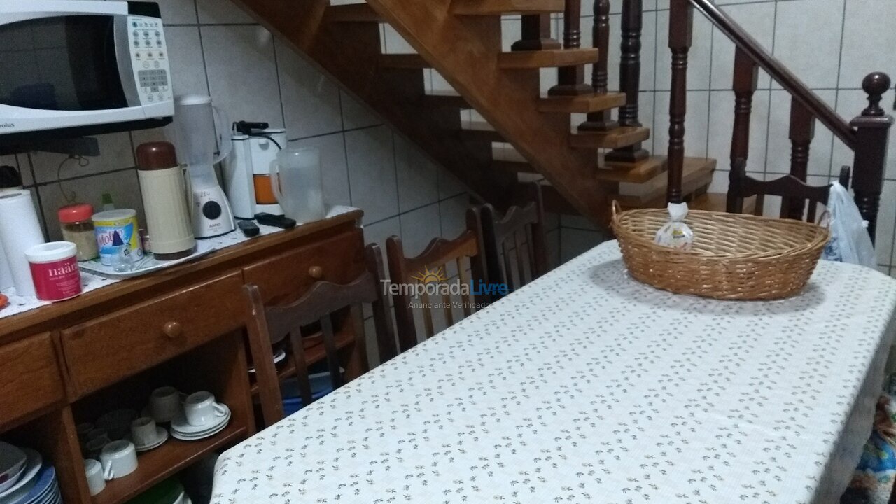 Casa para alquiler de vacaciones em Ubatuba (Maranduba)