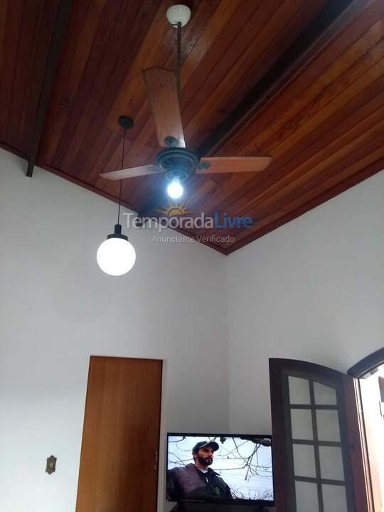 Casa para alquiler de vacaciones em Ubatuba (Maranduba)