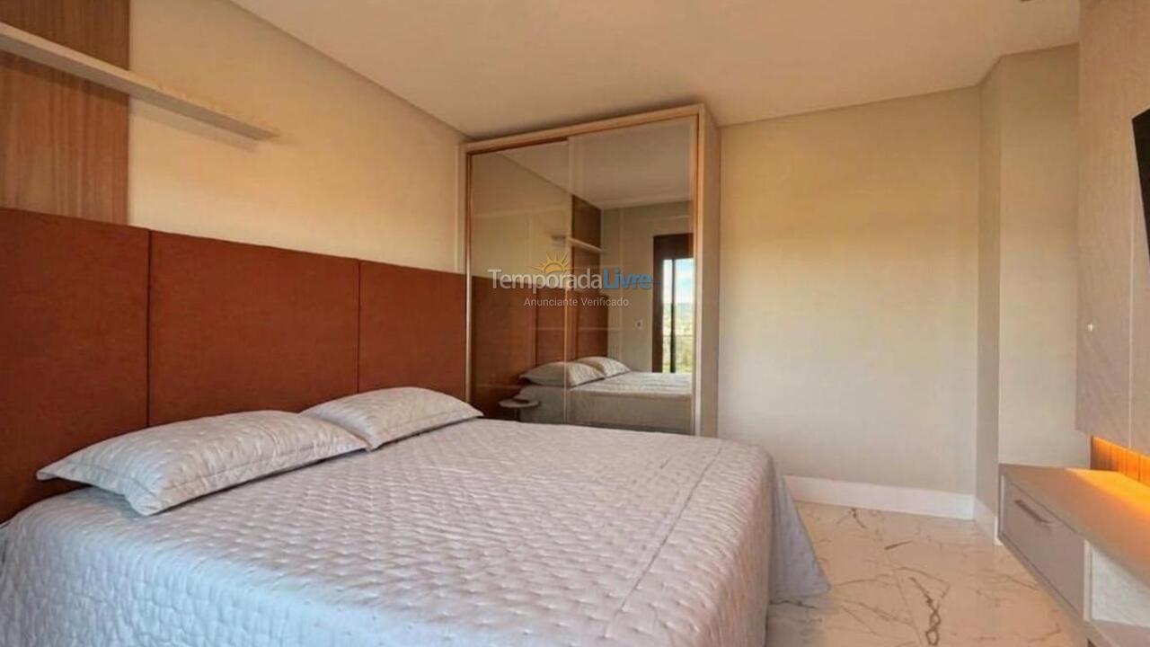 Apartamento para alquiler de vacaciones em Bombinhas (Praia de Canto Grande Mar de Fora)