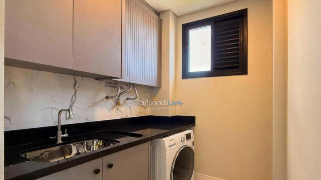 Apartamento para alquiler de vacaciones em Bombinhas (Praia de Canto Grande Mar de Fora)