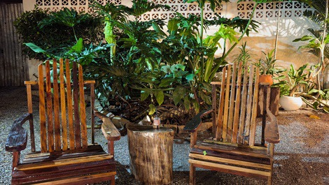 Espaço externo integrado à natureza