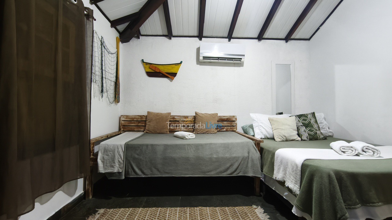 Casa para aluguel de temporada em Armação dos Búzios (Alto de Búzios)