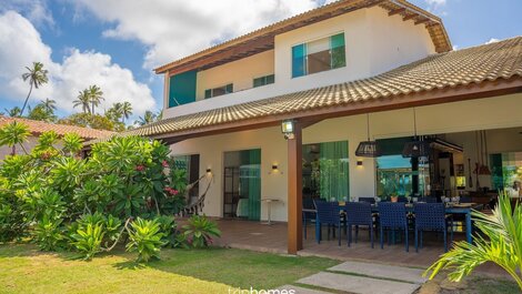 Lujosa casa frente al mar en una urbanización privada en Maragogi, Alagoas, Brasil.