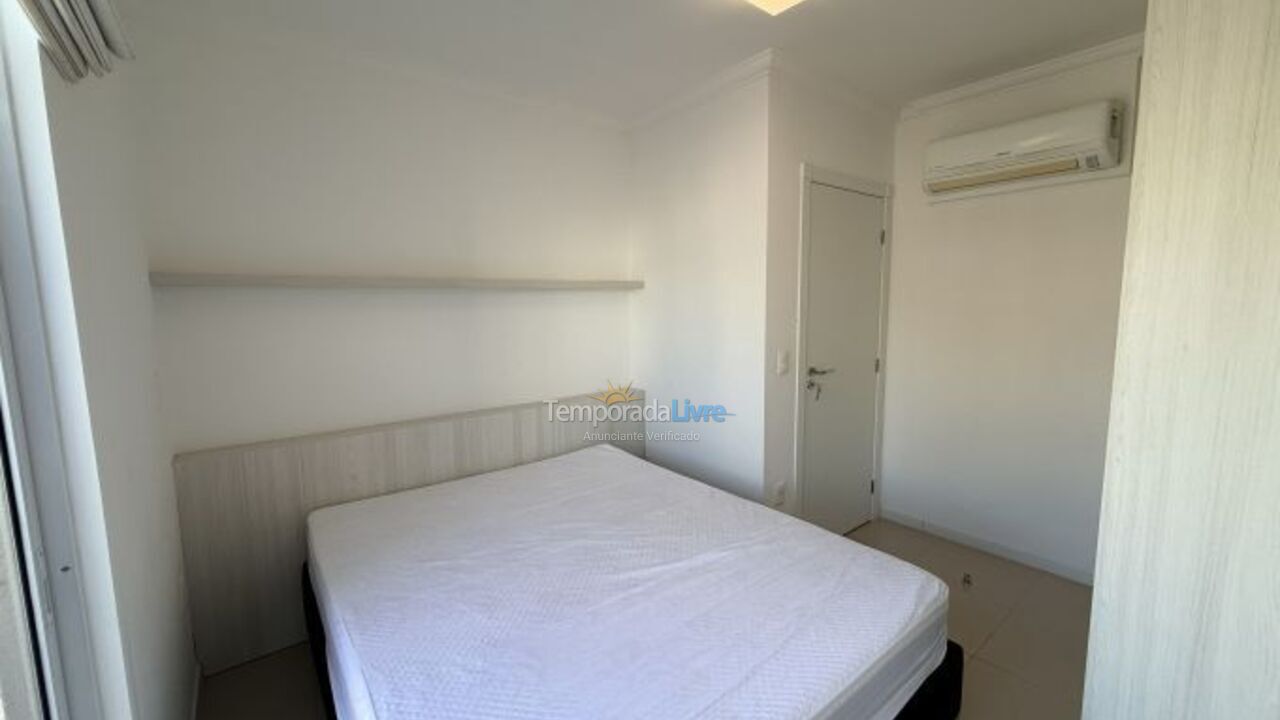 Apartment for vacation rental in Bombinhas (Praia de Bombas)