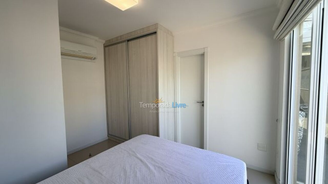 Apartment for vacation rental in Bombinhas (Praia de Bombas)