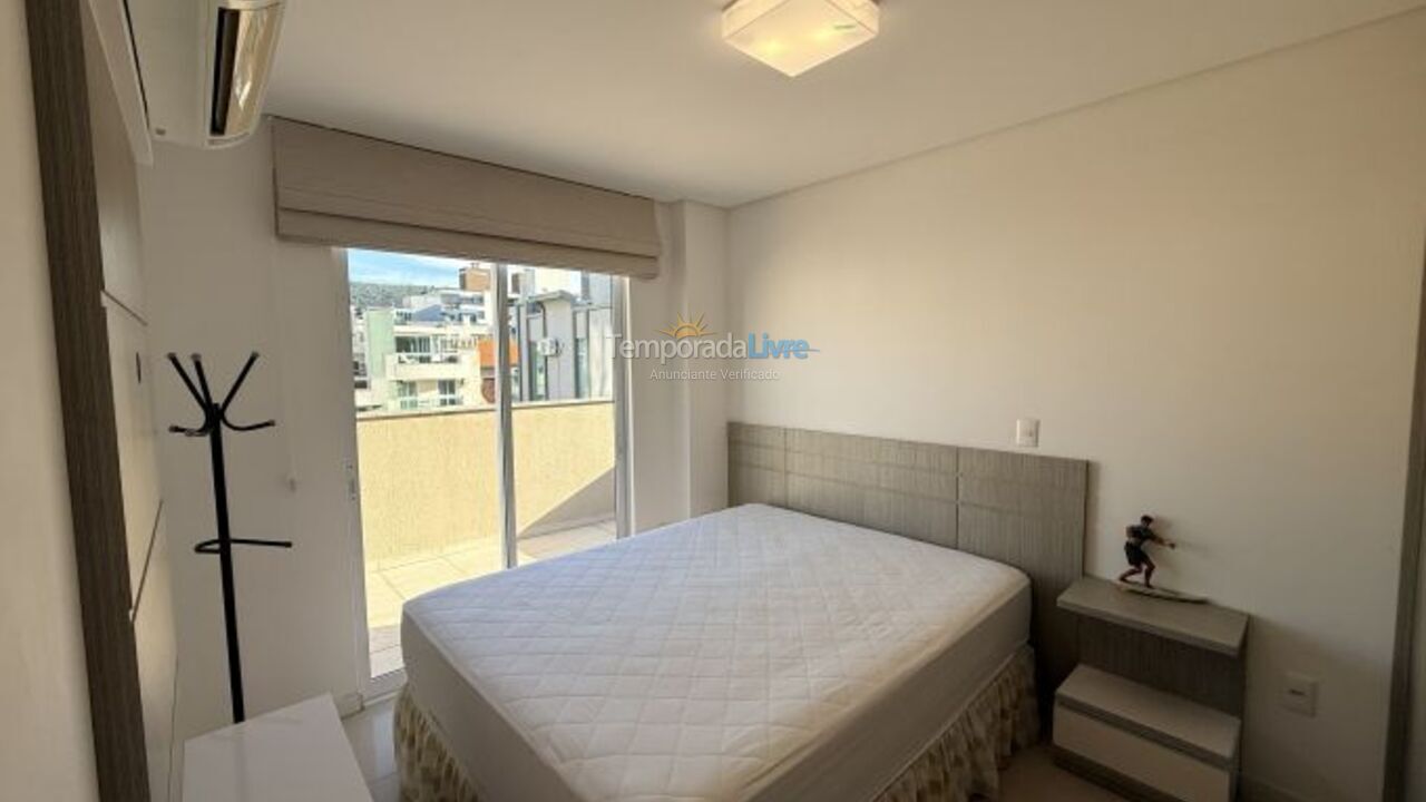 Apartment for vacation rental in Bombinhas (Praia de Bombas)