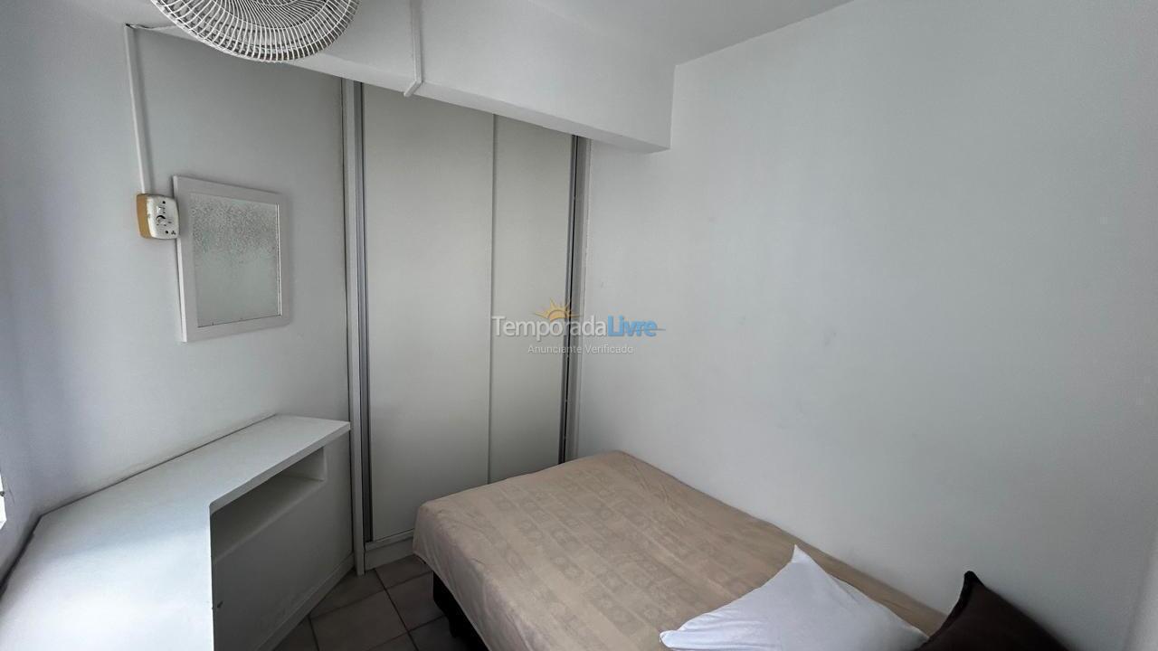 Apartamento para aluguel de temporada em Itapema (Centro)