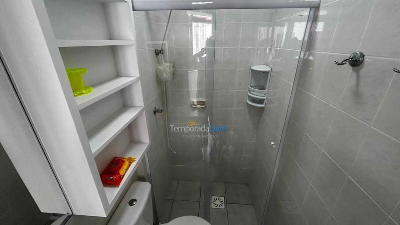 Apartamento para aluguel de temporada em Itapema (Centro)