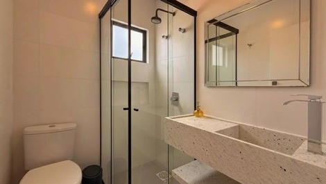 Cobertura Duplex 4 Suítes - Praia de Canto Grande - Bombinhas