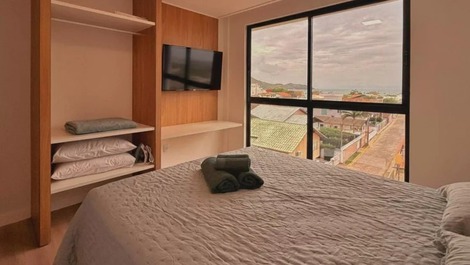 Cobertura Duplex 4 Suítes - Praia de Canto Grande - Bombinhas