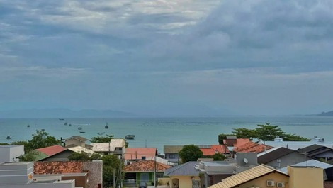 Cobertura Duplex 4 Suítes - Praia de Canto Grande - Bombinhas