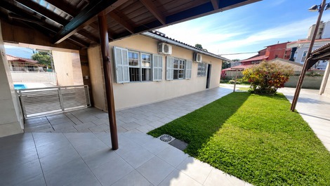 HERMOSA CASA DE 4 HABITACIONES, PISCINA PRIVADA🏖️🏡
