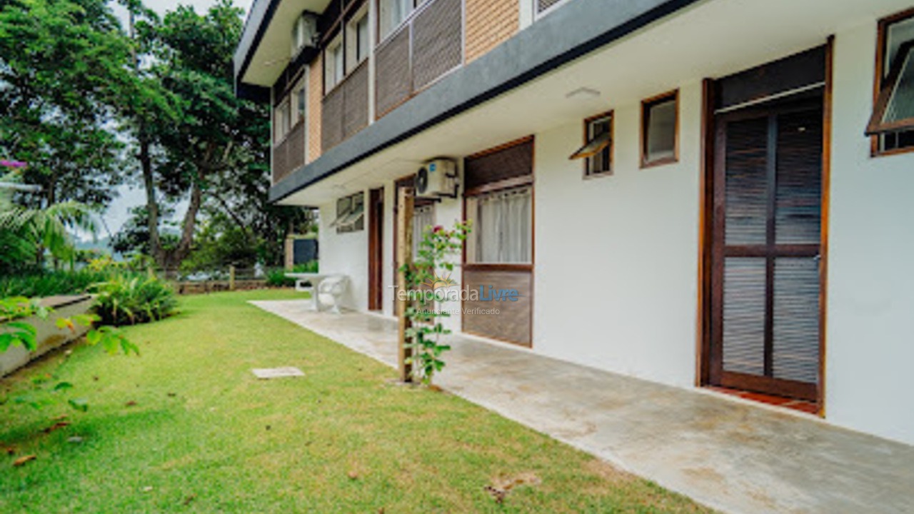 House for vacation rental in Ubatuba (Praia do Tenório)