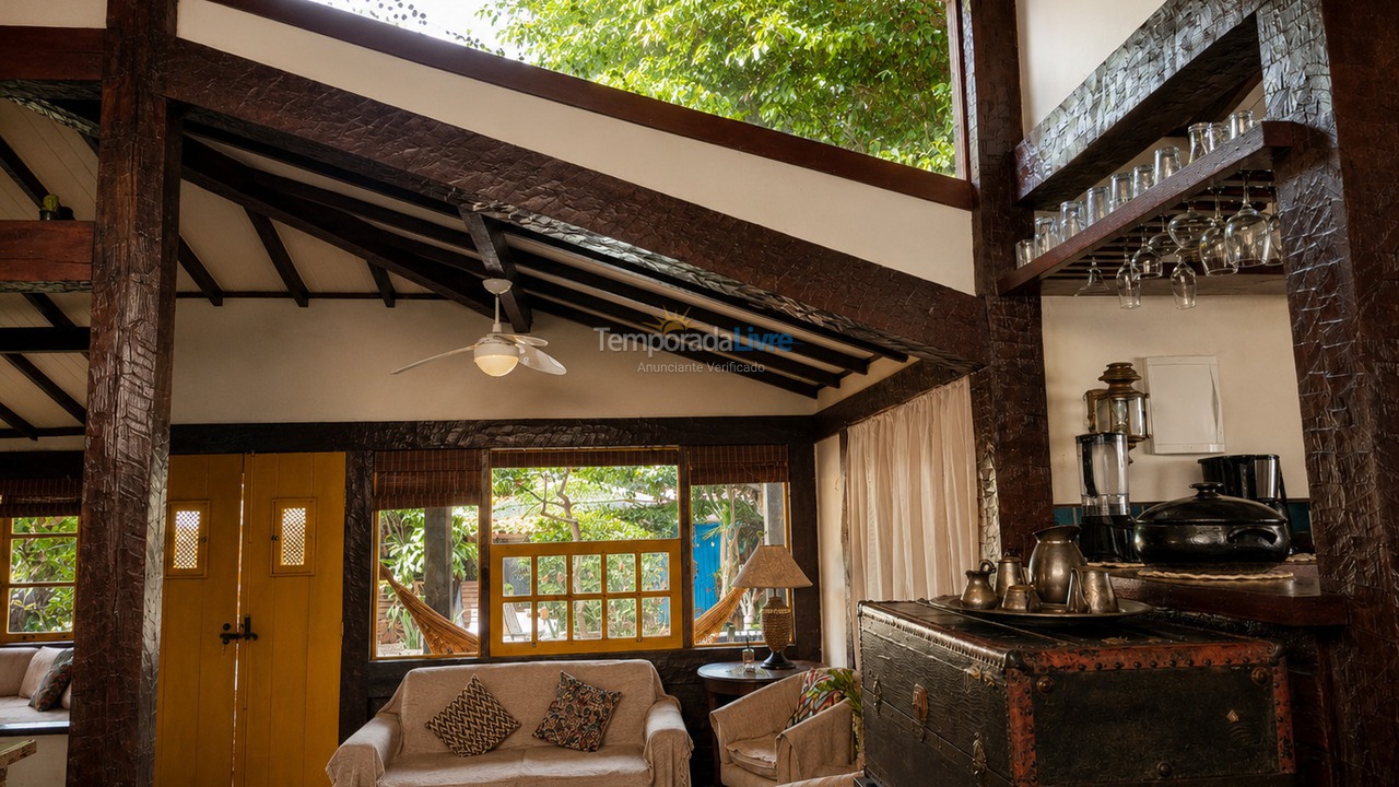 Casa para aluguel de temporada em Armação dos Búzios (Alto de Búzios)