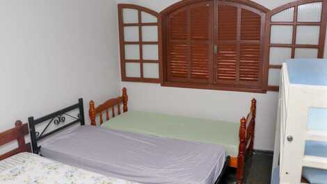 House a 3-minute walk from Praia do Forte beach.
