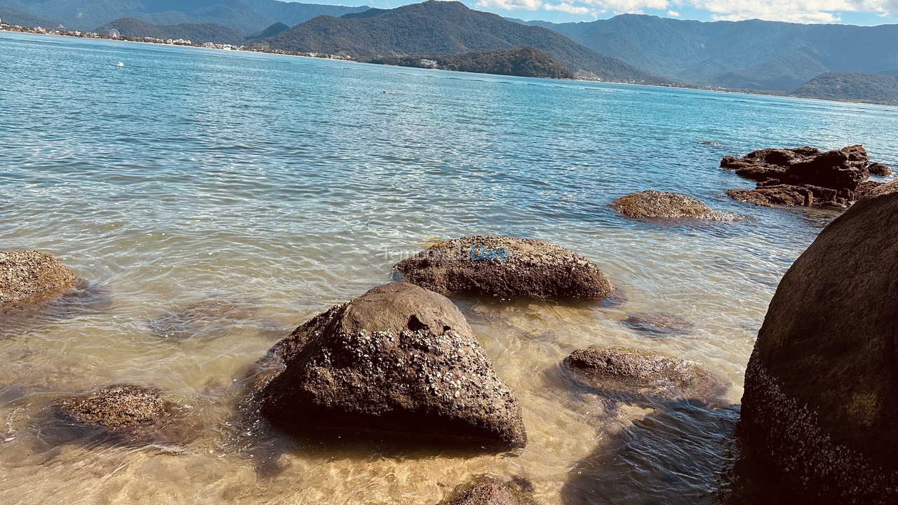 Apartamento para aluguel de temporada em Ubatuba (Praia do Tenório)