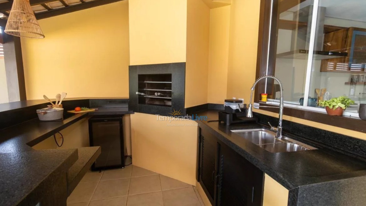 House for vacation rental in Bombinhas (Canto Grande)